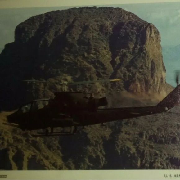 Vintage (4) 8x10 Prints Helicopters Army UH-1H | AH-1S | OH-53C | Beil Textron - Picture 6 of 7